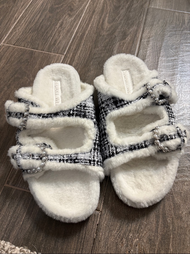 Stuart Weitzman Piper Chill Slide